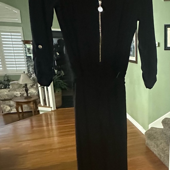 NWT ANNE KLEIN black w/ gold
Three-Quarter Sleeve Collared Jumpsuit - Picture 8 of 8